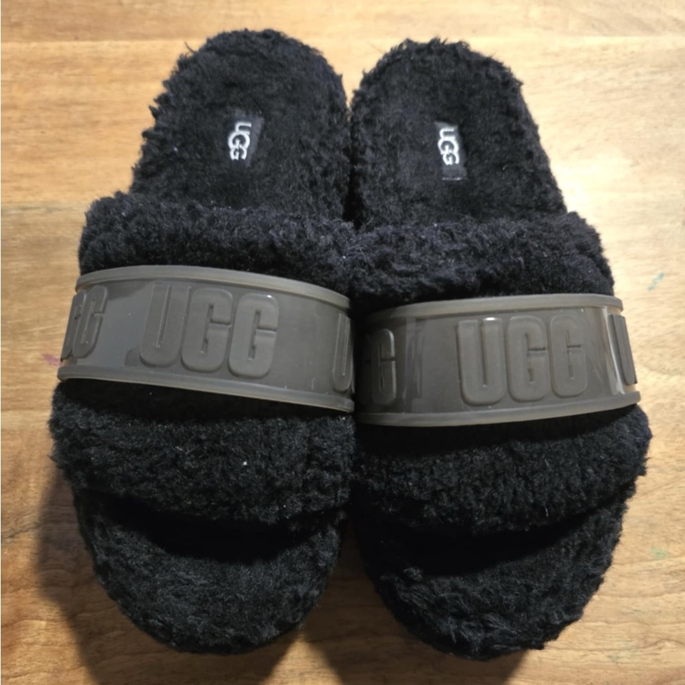 Ugg Fluffita slide